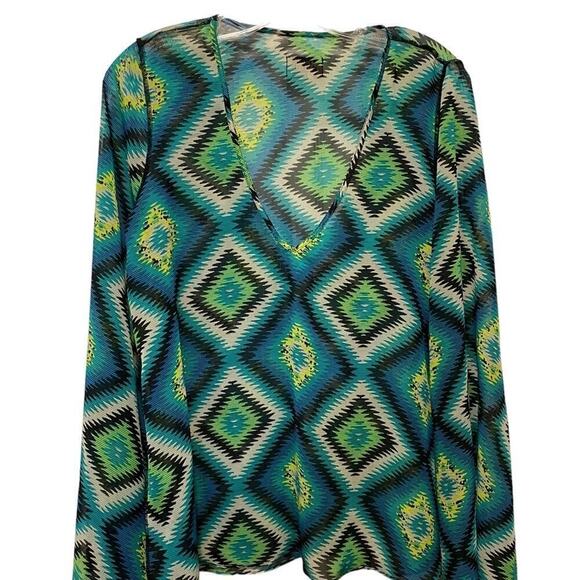 Show me your MuMu green modern print top blouse V neck long loose sleeves Med
C - Picture 3 of 7